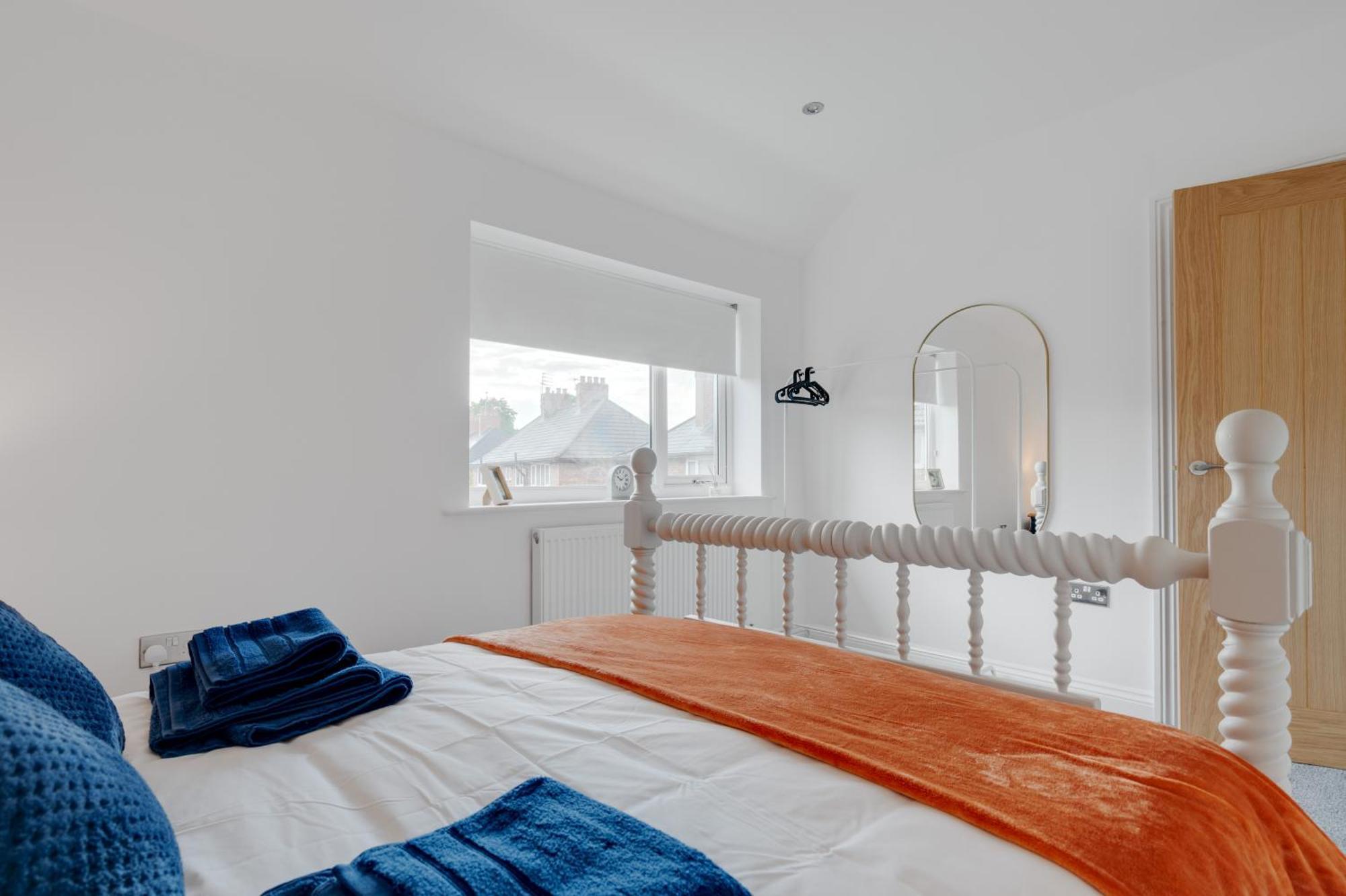 Shawe House - 10 Minute Mcr Airport - Free Parking Villa Wythenshawe Szoba fotó