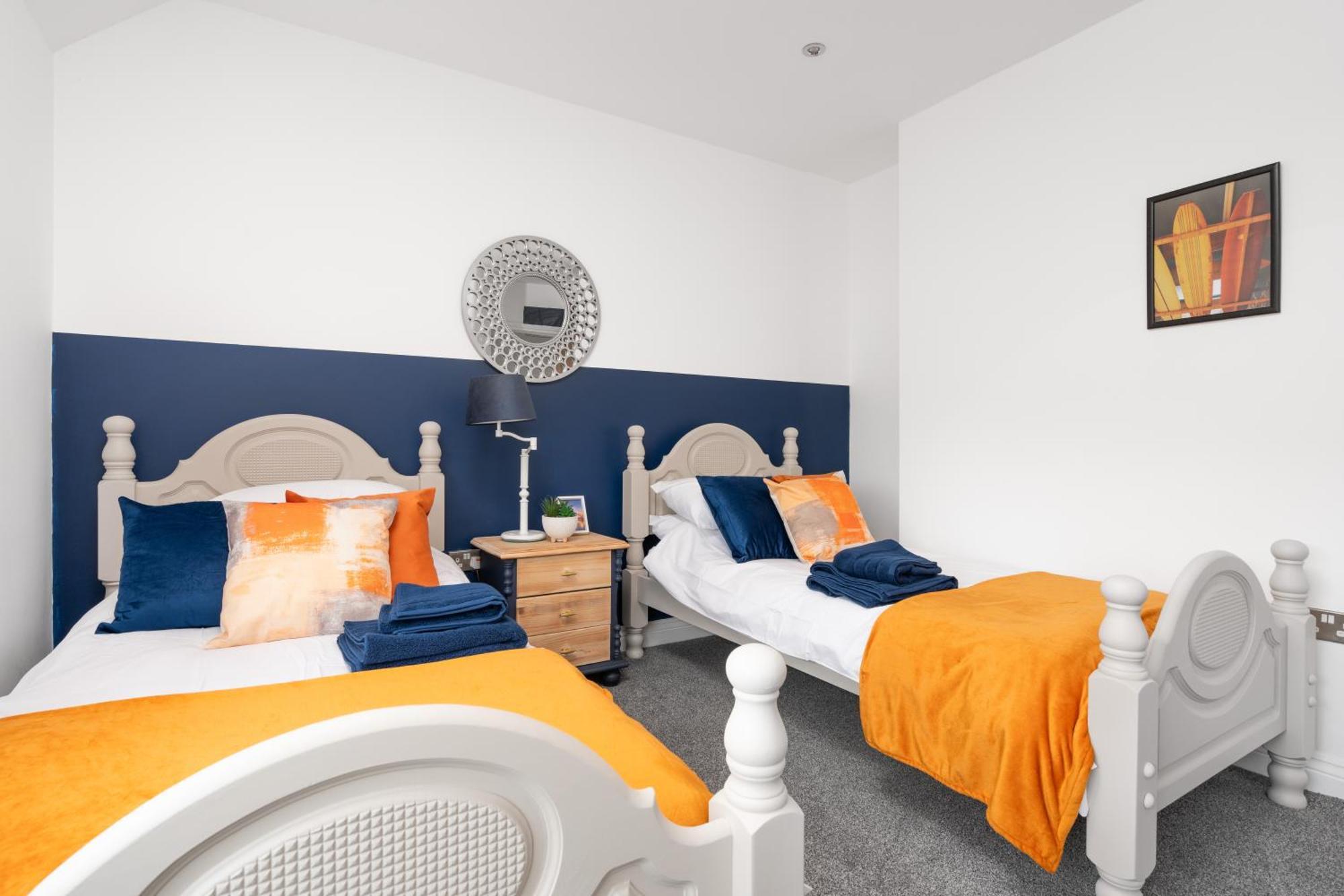 Shawe House - 10 Minute Mcr Airport - Free Parking Villa Wythenshawe Szoba fotó