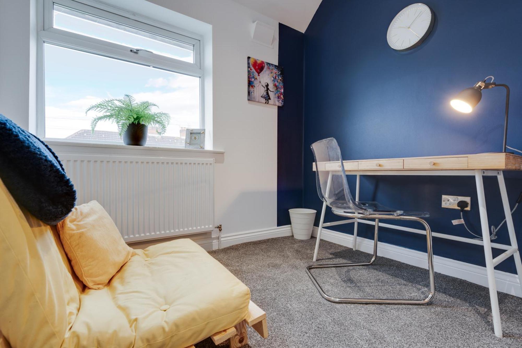 Shawe House - 10 Minute Mcr Airport - Free Parking Villa Wythenshawe Szoba fotó