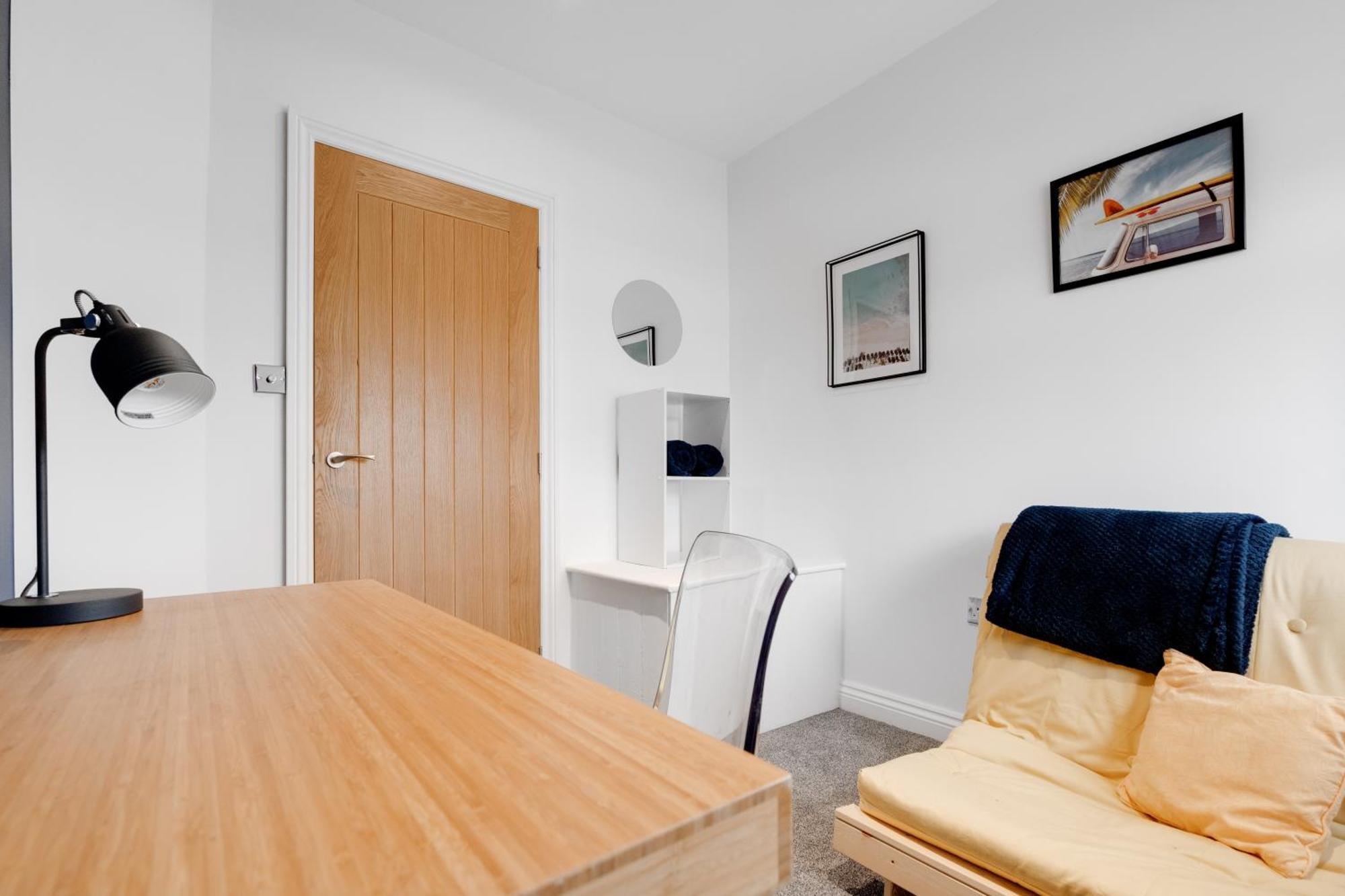 Shawe House - 10 Minute Mcr Airport - Free Parking Villa Wythenshawe Szoba fotó