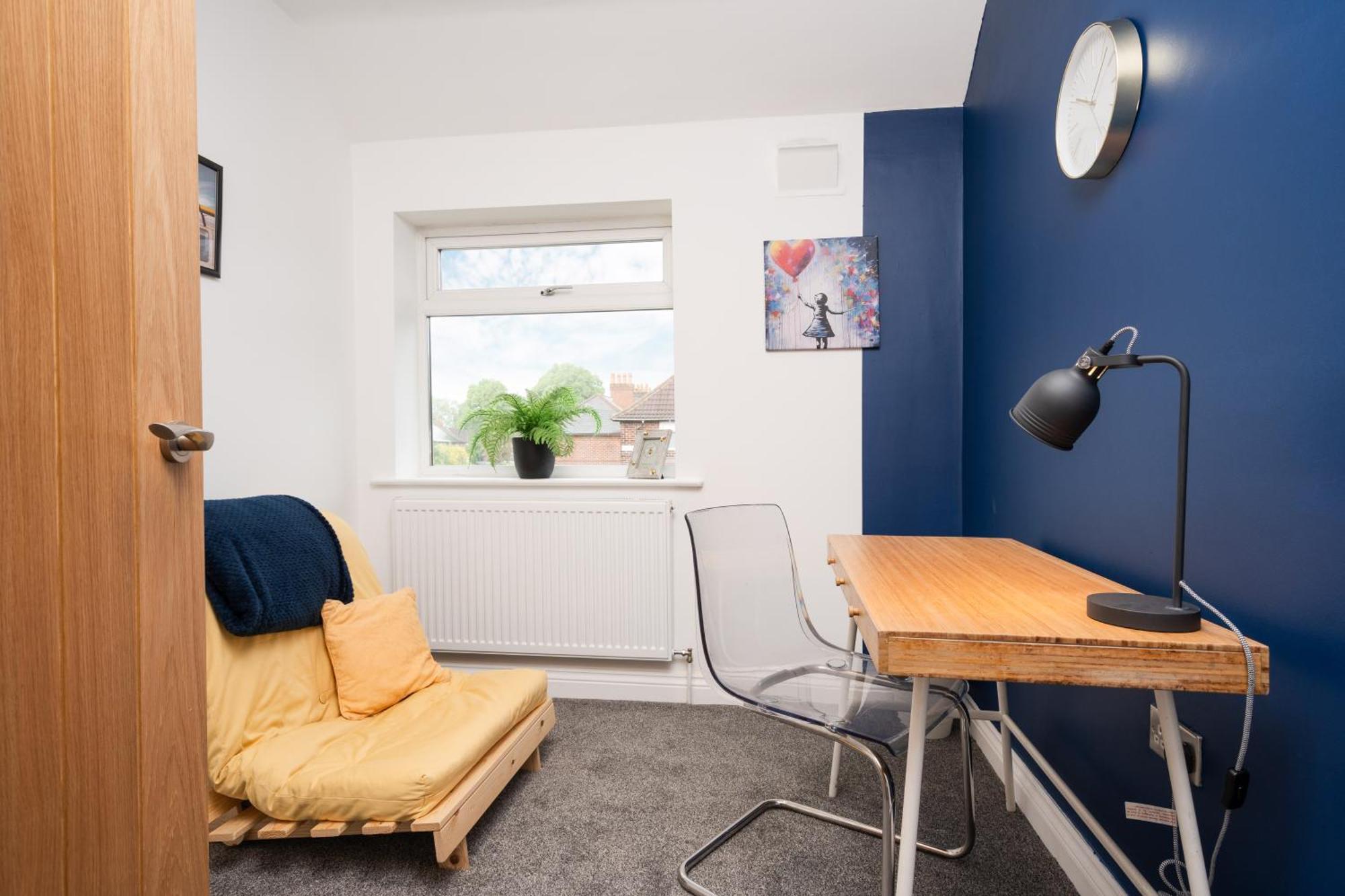 Shawe House - 10 Minute Mcr Airport - Free Parking Villa Wythenshawe Szoba fotó